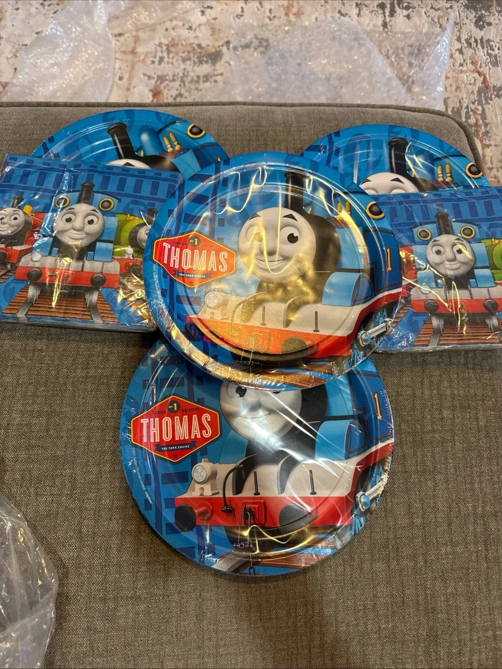 Thomas & Friends Bright Blue Kids Party Paper Plates - Character Design